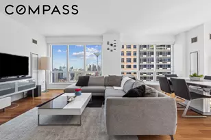 350 W 42nd St, New York City, NY 10036 - Photo 2