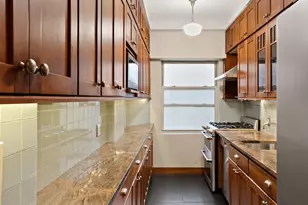 245 W 104th St, New York, NY 10025 - Photo 4
