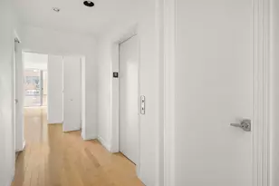 330 E 57th St, New York City, NY 10022 - Photo 10