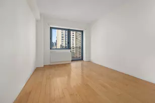 330 E 57th St, New York City, NY 10022 - Photo 8