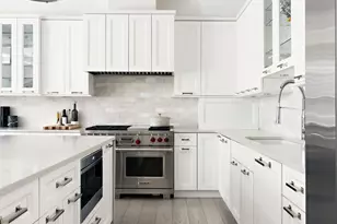 114 W 27th St, New York City, NY 10001 - Photo 8