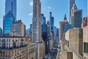 550 Park Ave, New York City, NY 10065 - Photo 8