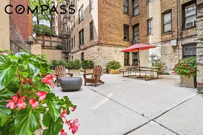 230 E 71st Street #2B, New York, NY 10021 - Photo 8
