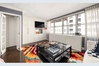 310 E 70th Street #5J, New York City, NY 10021 - Photo 4