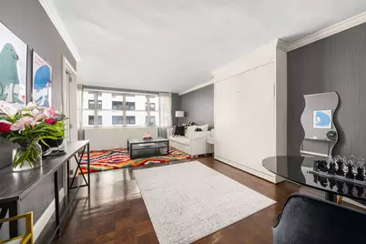 310 E 70th Street #5J, New York City, NY 10021 - Photo 1