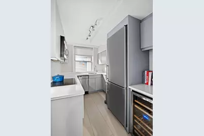 400 E 85th Street #1A, New York, NY 10028 - Photo 4