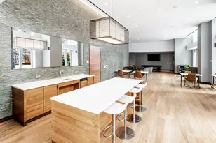 4545 Center Blvd, New York City, NY 11101 - Photo 10