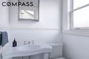 438 W 44th St, New York, NY 10036 - Photo 8