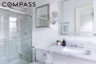 438 W 44th St, New York, NY 10036 - Photo 10