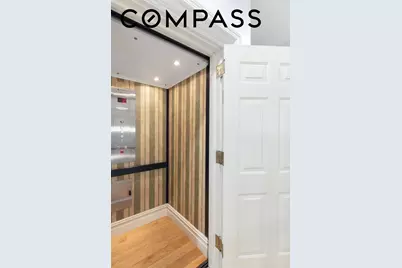 438 W 44th Street, New York, NY 10036 - Photo 16
