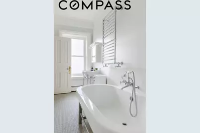 438 W 44th Street, New York, NY 10036 - Photo 12