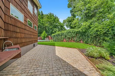 146-45 13th Avenue, Whitestone, NY 11357 - Photo 28
