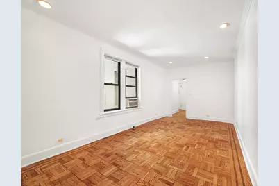 181 E 93rd Street #4D, New York City, NY 10128 - Photo 2