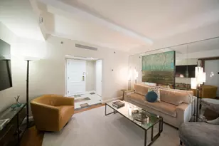 160 Central Park S, New York City, NY 10019 - Photo 10