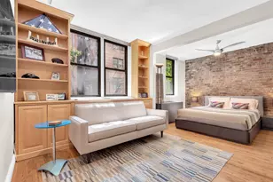 314 W 56th St, New York City, NY 10019 - Photo 2