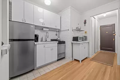 1125 Lorimer Street #2J, Brooklyn, NY 11222 - Photo 2