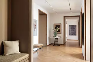 551 W 21st St, New York City, NY 10011 - Photo 4