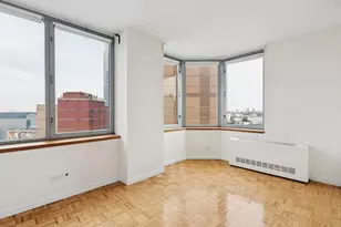 500 W 43rd St, New York City, NY 10036 - Photo 2