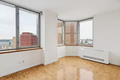 500 W 43rd Street #20-HJ, New York City, NY 10036 - Photo 2