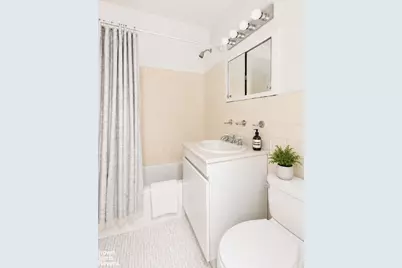 345 E 52nd Street #9A, New York City, NY 10022 - Photo 4