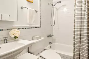 179 E 78th St, New York City, NY 10075 - Photo 4