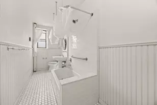 2375 Ocean Ave, New York City, NY 11229 - Photo 10