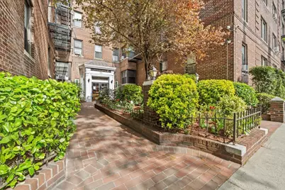 2375 Ocean Avenue #5D, New York City, NY 11229 - Photo 2