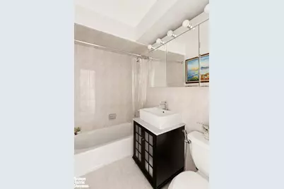 1175 York Avenue #15H, New York, NY 10065 - Photo 8