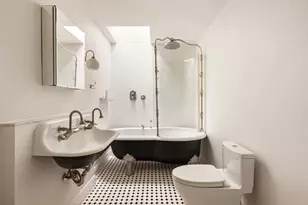 362 W 19th St, New York City, NY 10011 - Photo 12