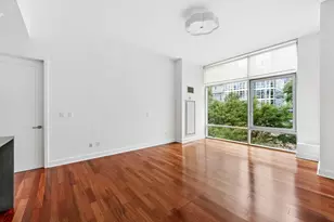243 W 60th St, New York City, NY 10023 - Photo 4