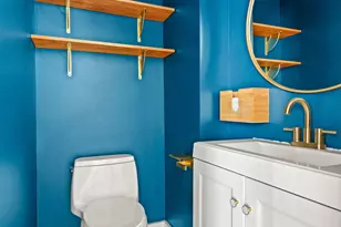 210 Hoyt St, New York City, NY 11217 - Photo 8