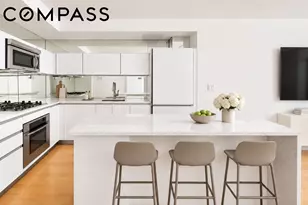 425 E 13th St, New York City, NY 10009 - Photo 4