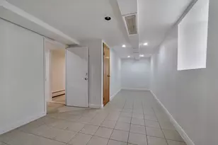 30-92 42nd St, New York City, NY 11103 - Photo 36