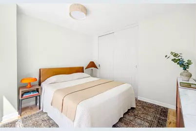 315 W 70th Street #14B2, New York City, NY 10023 - Photo 6