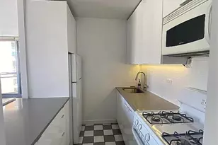 500 W 43rd St, New York City, NY 10036 - Photo 4