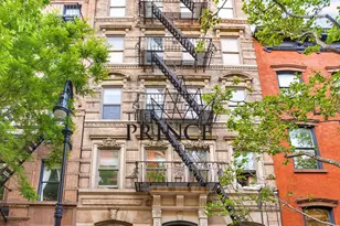 77 Perry St, New York City, NY 10014 - Photo 6