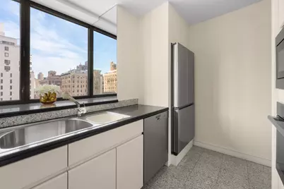 45 E 80th Street #14C, New York, NY 10075 - Photo 8