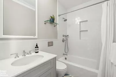 310 W 86th Street #8A, New York, NY 10024 - Photo 18