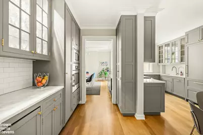 310 W 86th Street #8A, New York, NY 10024 - Photo 12