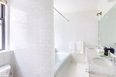 500 W End Avenue #2E, New York, NY 10024 - Photo 8