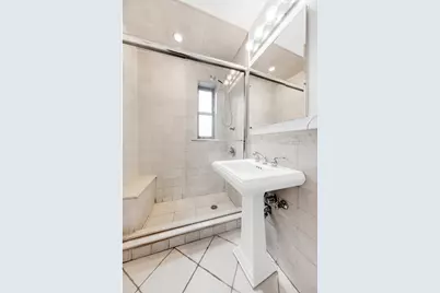 330 E 70th Street #4E, New York, NY 10021 - Photo 6