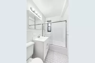 330 E 70th Street #4E, New York, NY 10021 - Photo 10