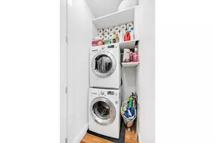 330 E 70th St, New York City, NY 10021 - Photo 10