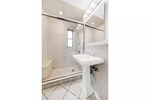 330 E 70th St, New York City, NY 10021 - Photo 8