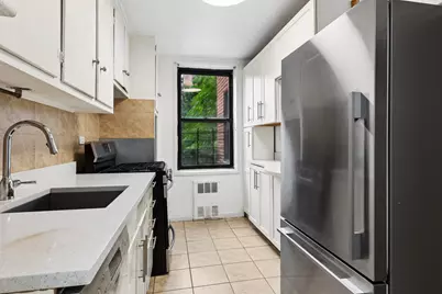 185 Prospect Park SW #304, Brooklyn, NY 11218 - Photo 4