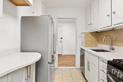 185 Prospect Park SW #304, Brooklyn, NY 11218 - Photo 6