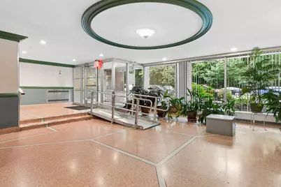185 Prospect Park SW #304, Brooklyn, NY 11218 - Photo 18