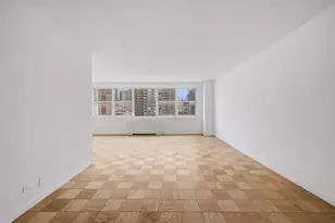 360 W 22nd St, New York City, NY 10011 - Photo 2