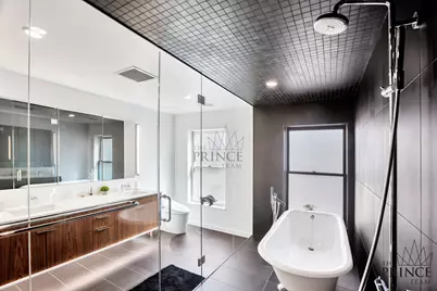 526 E 5th Street, New York City, NY 10009 - Photo 26