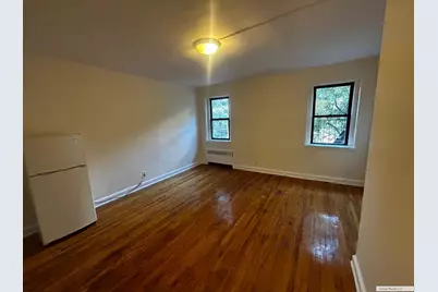 364 W 19th Street #1D, New York City, NY 10011 - Photo 2